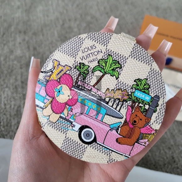 Louis Vuitton Vivienne Christmas 2021 Round Coin Purse in Damier Azur - Picture 2 of 7